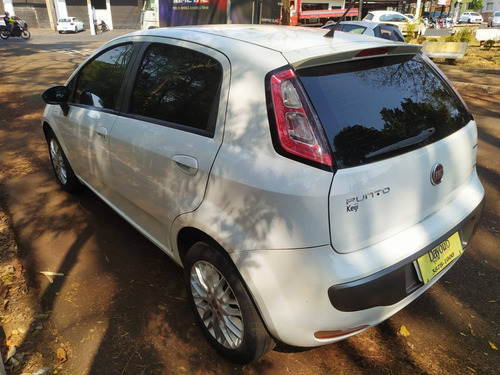 Imagem 4 de 9 de Fiat Punto 1.6 Essence 16v Flex 4p Manual