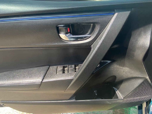 Imagen 15 de 15 de Toyota Corolla 2018 4p Se L4/1.8 Aut