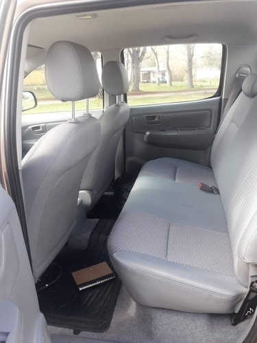 Imagen 9 de 15 de Toyota Hilux Srx 4x4 2007