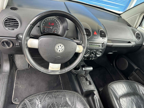 Volkswagen New Beetle 2.0 MI 8V GASOLINA 2P AUTOMÁTICO