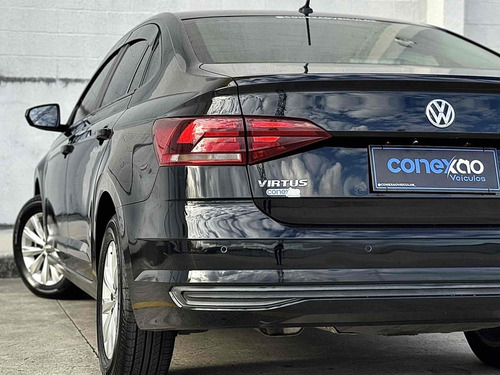 Volkswagen Virtus 1.6 MSI TOTAL FLEX AUTOMÁTICO