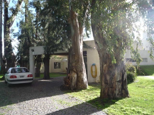 Imagen 2 de 17 de Casa Minimalista 3 Amb. Barrio Privado Campos De Alvarez