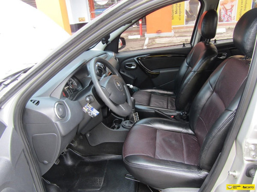Renault Sandero 1.6 Dynamique 90 Hp