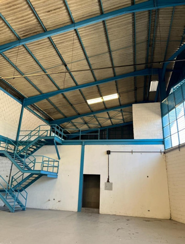 Vendo Complejo Industrial De 17.970 M2 De Construcción, Ref. 6.000.000 - Zona Industrial Las Minas, San Antonio De Los Altos