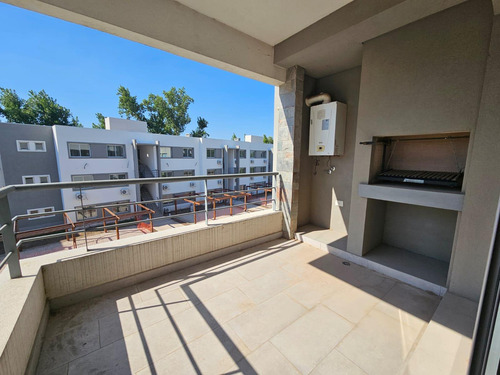 Departamento En Venta - 1 Dormitorio 1 Baño - Cochera - 44mts2 - Pilar