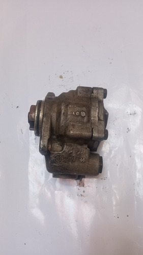 Imagen 3 de 5 de Bomba De Diréccion Mercedes Benz Lo712