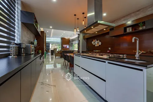 Casa De Una Planta Amueblada Con Alberca En El Palomar Lujo Sur