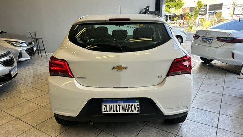 Chevrolet Onix 1.0 MPFI LT 8V FLEX 4P MANUAL