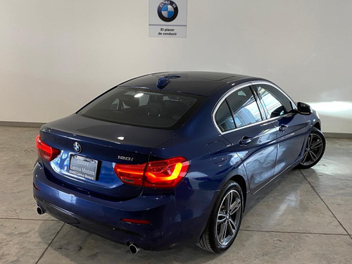 Imagen 3 de 11 de Bmw 120ia Sedan Sport Line Automático Mod. 2019