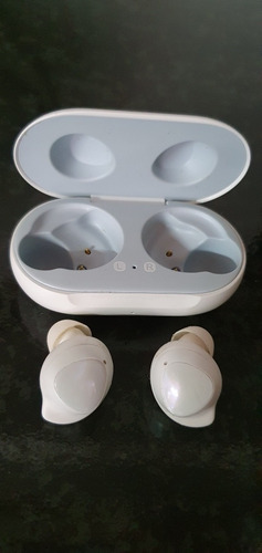 Imagen 2 de 8 de Samsung Galaxy Buds