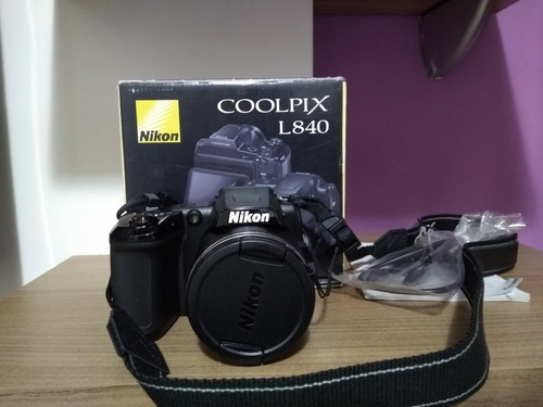 Máquina Fotográfica Nikon