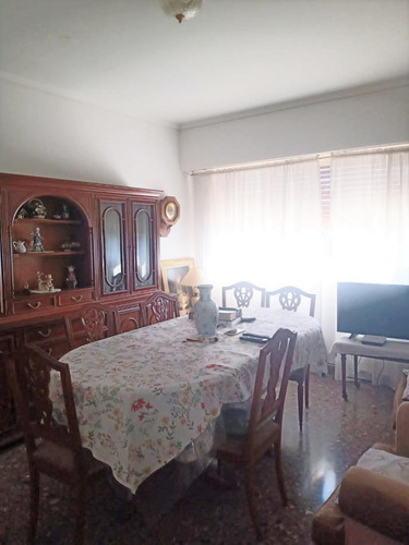 Imagen 2 de 11 de Departamento 3 Ambientes Con Cochera