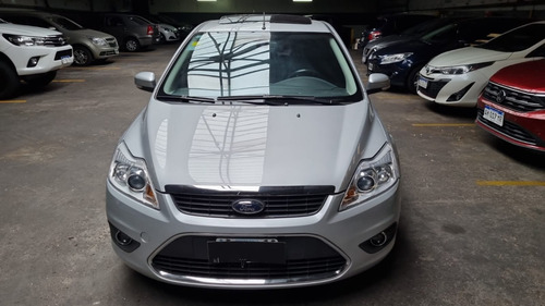 Ford Focus 2 2.0 Ghia At