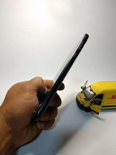 Moto G8 Play 32 Gb Libre Excelente Leer Descripción Rojo (Usado)