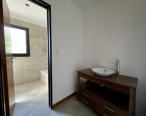 Venta, Casa, El Canton, Barrio Golf, Lote Al 100, 5 Ambientes