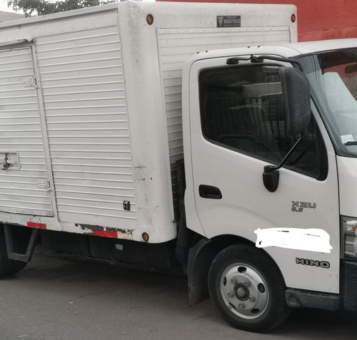 Camioneta Ino, Poco Kilometraje, Año 2016, Diesel