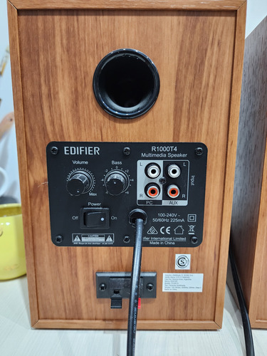 Parlantes Edifier R1000t4 24w Casi Nuevos!! Plateado (Usado)