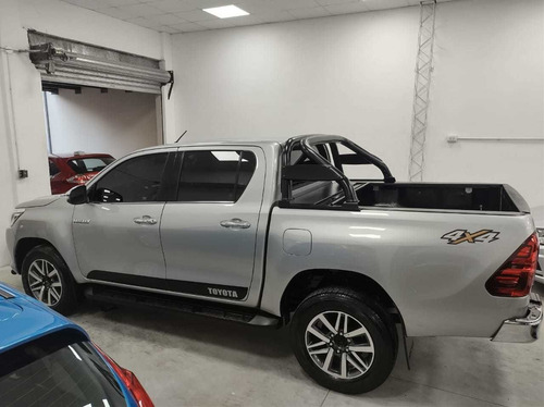 Toyota Hilux 2.8 Cd Srx 177cv 4x2 At 2018