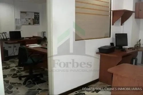 Edificio Comercial En Caracas