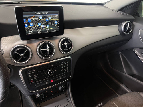 Mercedes-benz Gla 200 1.6 Cgi Advance 16v Turbo Flex 4p