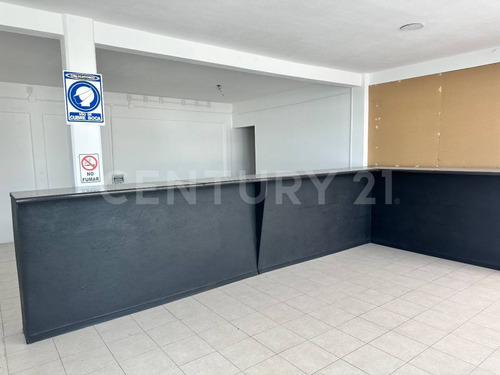 Renta Local Pa. Av. Tecnologico 4, Queretaro