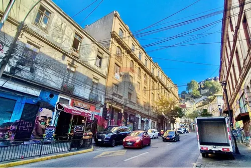 Oportunidad Amplio Depto. En Subida Ecuador