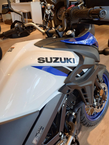 Suzuki V-strom 650xt 2025 - Financiación Tasa 9.9%