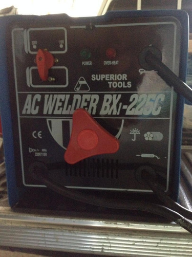 Maquina De Soldar Welder Bx-1 225amp 110/220v 