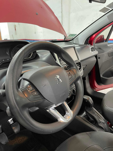 Imagen 11 de 25 de Peugeot 208 2016 1.6 Allure Touchscreen