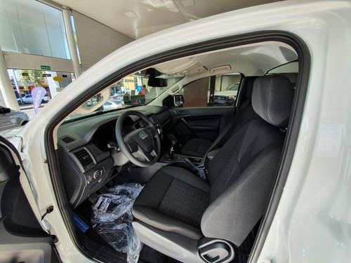 Imagen 14 de 15 de Ford Ranger Xl 4x2 Cabina Simple Mt En Stock Blanco