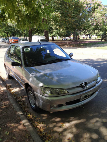 Peugeot 306 1.8 Boreal 2002
