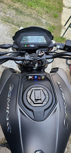 Dominar 250