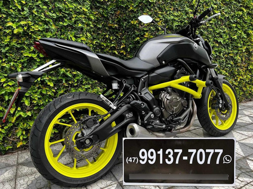 Imagem 2 de 14 de Yamaha Mt-07 Abs