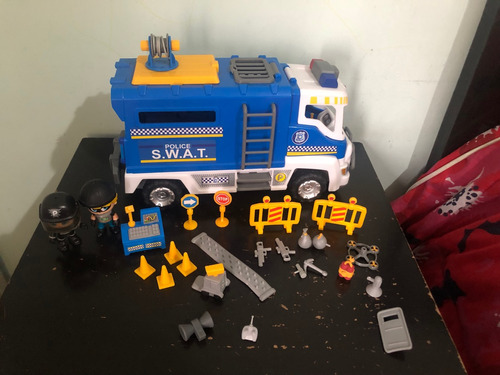 Pinypon Action Camion De  Policia + 2 Figuras