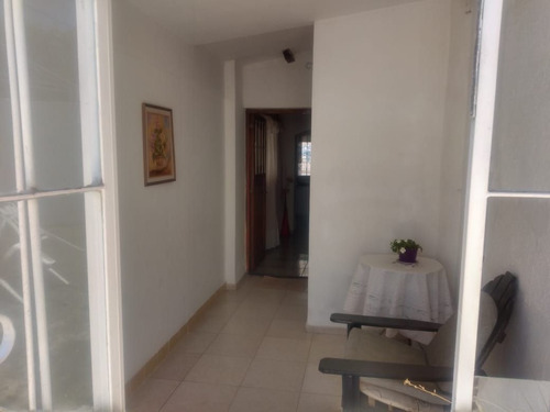 Imagen 9 de 15 de Casa En Venta De 4 Dormitorios C/ Cochera En Villa Del Lago