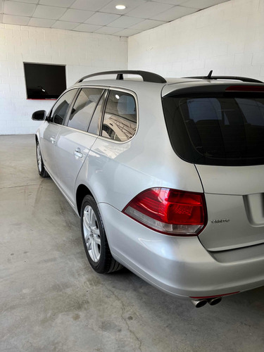 Imagen 9 de 23 de Volkswagen Vento Variant 2011 2.5 Advance Autoargentina