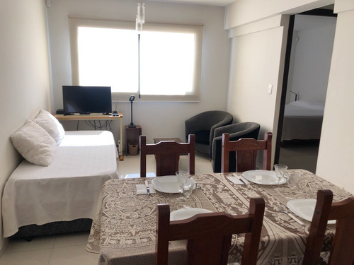 Imagen 3 de 11 de Hermoso Departamento De 2 Ambientes, Cochera Propia, Churrasquera Uso Común