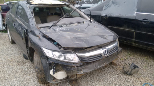 Imagem 4 de 8 de Sucata Honda Civic Lxr 2014 Flex - Rs Auto Peças Farroupilha