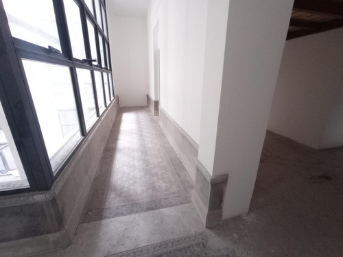 Imagen 3 de 5 de Gran Loft Duplex ,86m2 Frente A Plaza Matriz !!