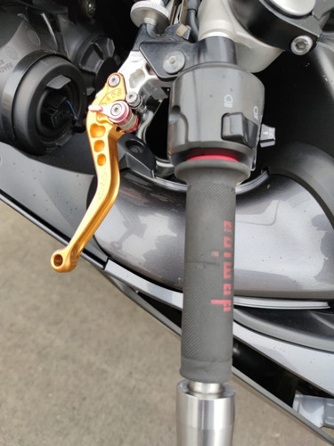 Yamaha Yzf-r1