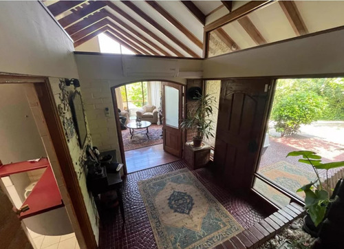 I. Holzapfel #876 | ¡ofertable! Casa 4d3b En Los Almendros