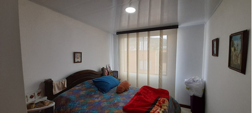 Casa En Venta En Los Rosales/ Manizales (24914).