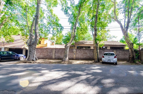 Imagen 2 de 30 de Casa - Barrio Parque Leloir