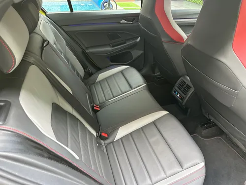 Volkswagen Golf GTI 2.0L Turbo 265Hp Dsg7
