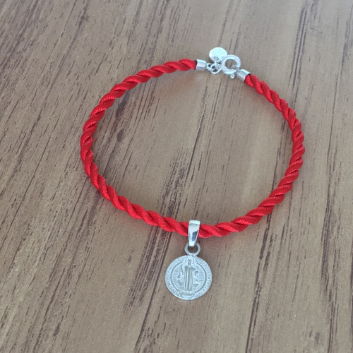 Dije Medalla San Benito 1.1 Cm De Plata .925 Agálea Joyería Color Plateado