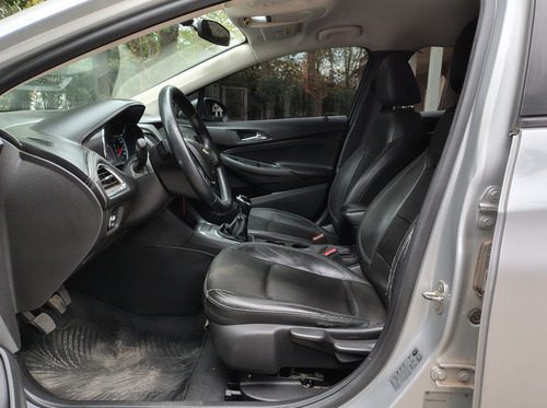 Chevrolet Cruze Lt 1.4 Mt 5 Puertas