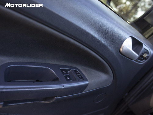 Imagen 21 de 25 de Volkswagen Saveiro 1.6 Cross Extra Full | Permuta / Financia
