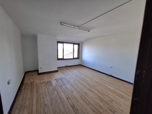 Arriendo Casa 7 Dormitorios-2 Baños Ebensperguer Pto. Montt.