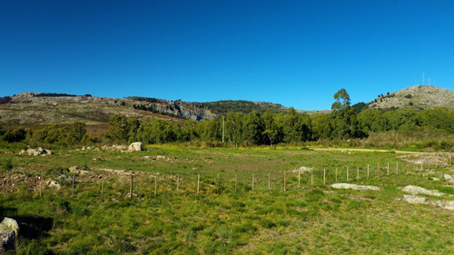 Imagen 5 de 8 de Terreno En Tandil Barrio Golf, Los Cardos, Oportunidad! Urge