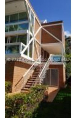Imagen 7 de 23 de #22-23685 Bellisima Casa En Colinas Del Tamanaco